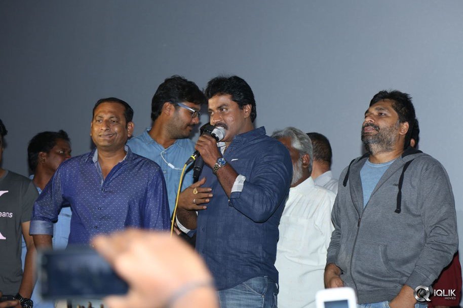 Jakkanna-Movie-Team-Visited-Hyderabad-Theaters